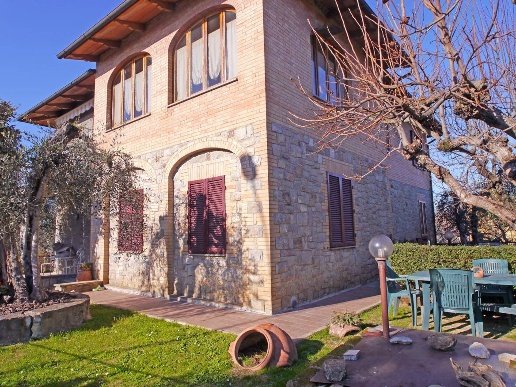 casa indipendente in vendita a Castelnuovo Berardenga