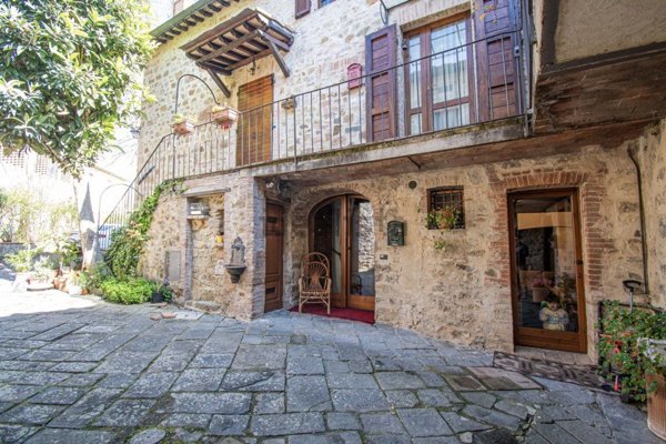 appartamento in vendita a Castelnuovo Berardenga