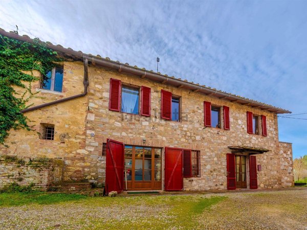 casale in vendita a Castelnuovo Berardenga in zona Guistrigona