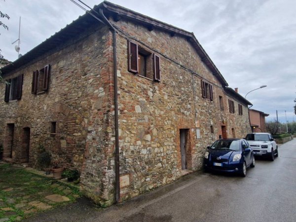 casa indipendente a Castelnuovo Berardenga in zona San Giovanni a Cerreto