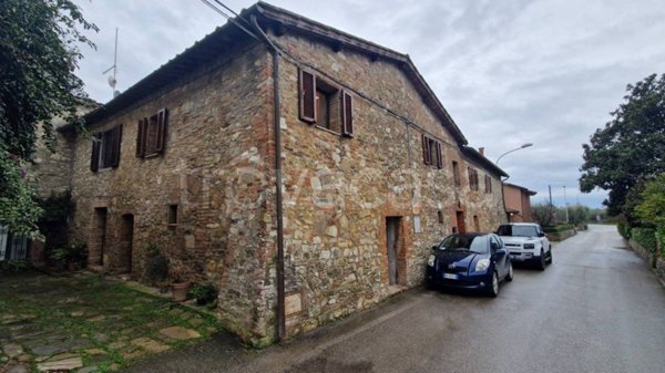 casa indipendente a Castelnuovo Berardenga in zona San Giovanni a Cerreto
