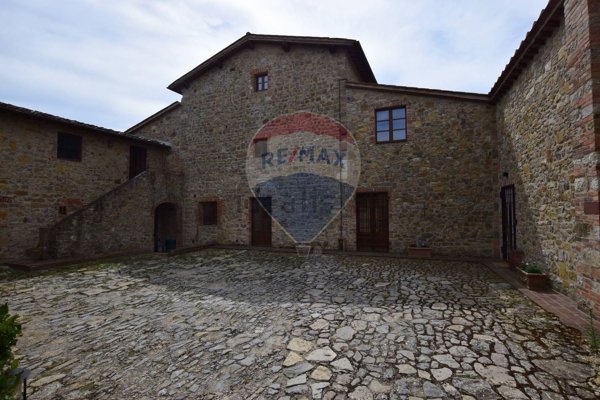 casa indipendente in vendita a Castelnuovo Berardenga
