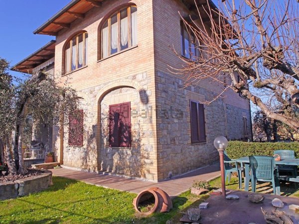 casa indipendente in vendita a Castelnuovo Berardenga