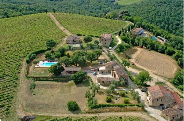 negozio in vendita a Castelnuovo Berardenga