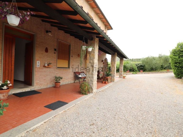 casa indipendente in vendita a Castelnuovo Berardenga