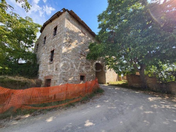 ufficio in vendita a Castelnuovo Berardenga in zona Pontignano