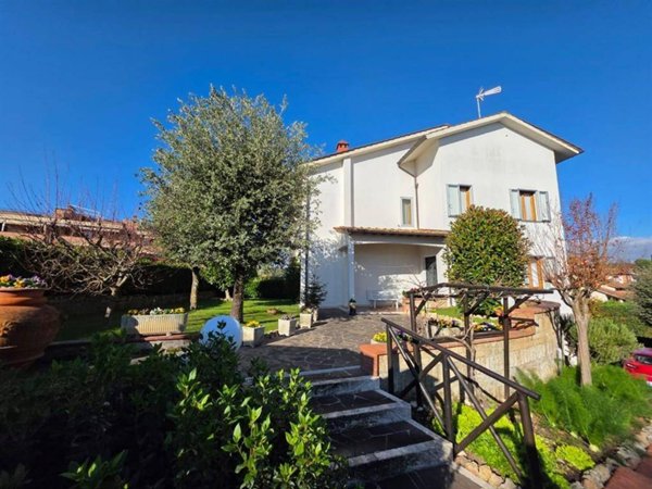 casa indipendente in vendita a Castelnuovo Berardenga in zona Poggiarello - Ripa