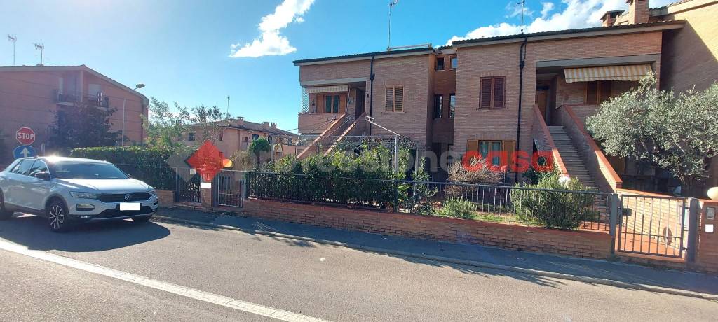 appartamento in vendita a Castelnuovo Berardenga in zona Ponte a Bozzone
