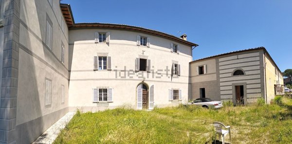 villa in vendita a Castelnuovo Berardenga