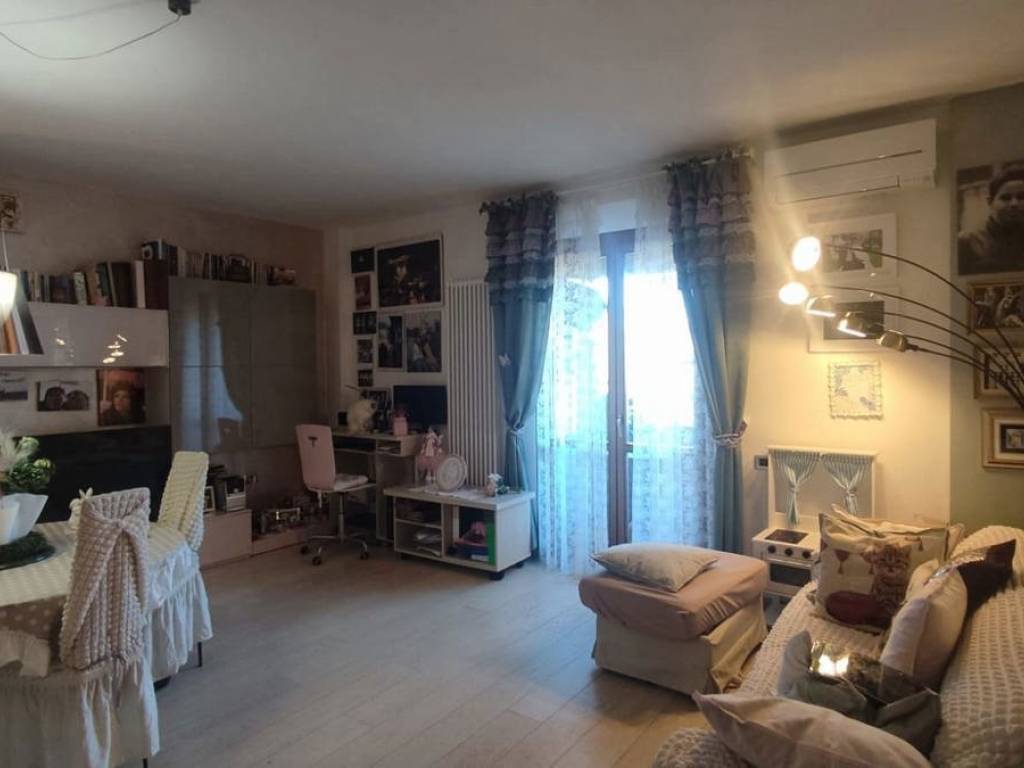 appartamento in vendita a Castelnuovo Berardenga in zona Quercegrossa