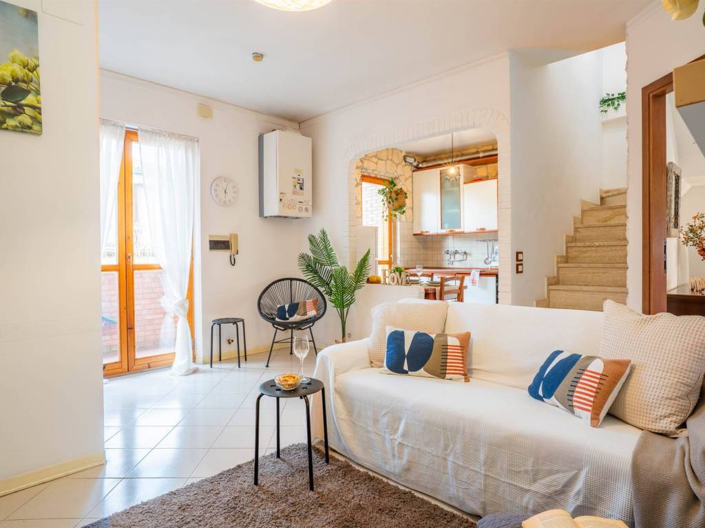 appartamento in vendita a Castelnuovo Berardenga in zona Monteaperti