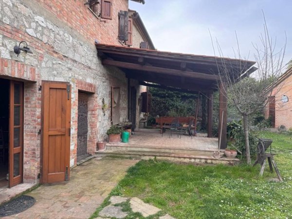 casa indipendente in vendita a Castelnuovo Berardenga in zona Monteaperti