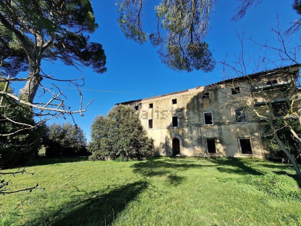 casa indipendente in vendita a Castelnuovo Berardenga