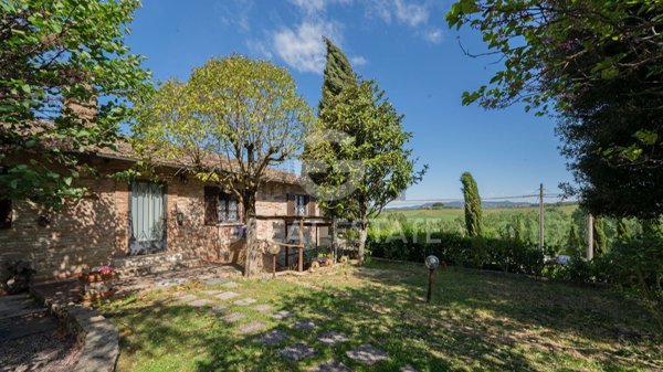 casale in vendita a Castelnuovo Berardenga