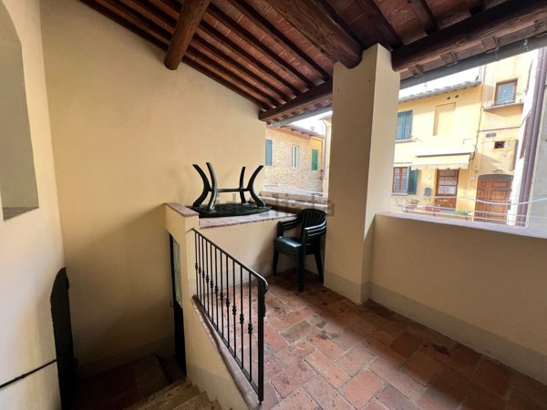 appartamento in vendita a Castelnuovo Berardenga in zona Pacina