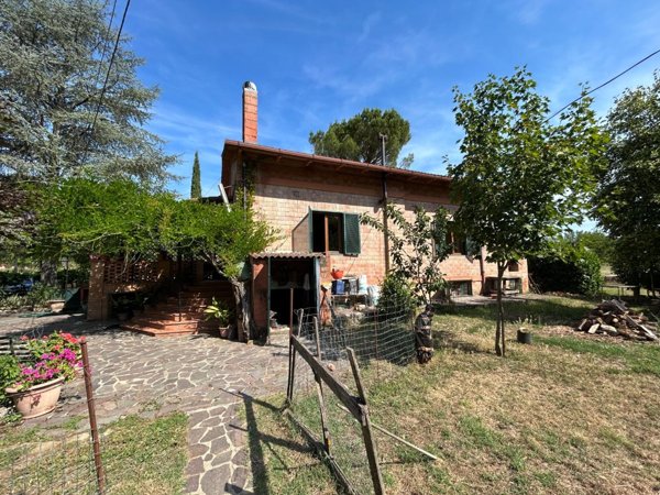 casa indipendente in vendita a Castelnuovo Berardenga in zona Ponte a Bozzone