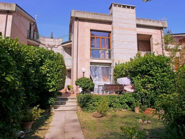 casa indipendente in vendita a Castelnuovo Berardenga in zona Ponte a Bozzone