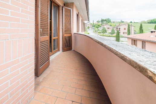 appartamento in vendita a Castelnuovo Berardenga in zona Ponte a Bozzone