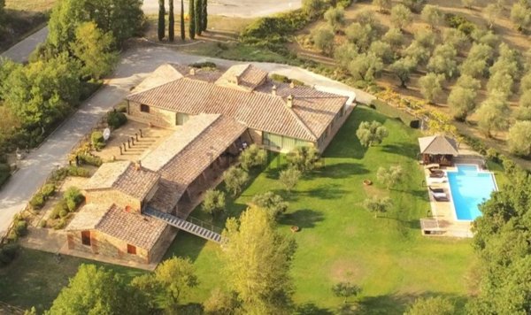 casa indipendente in vendita a Castelnuovo Berardenga in zona Pievasciata