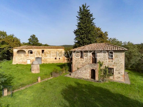 casale in vendita a Castelnuovo Berardenga in zona Pacina