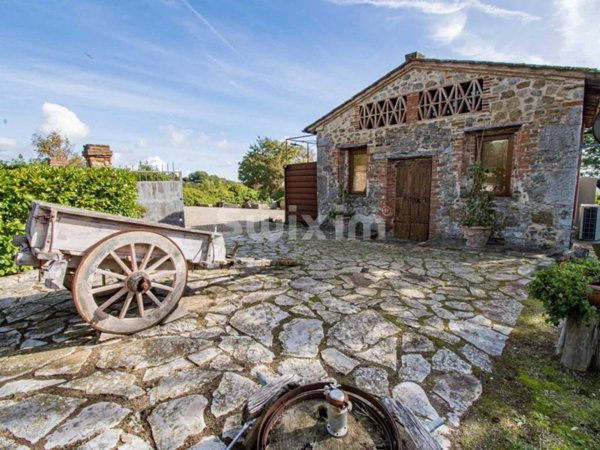 casa indipendente in vendita a Castelnuovo Berardenga