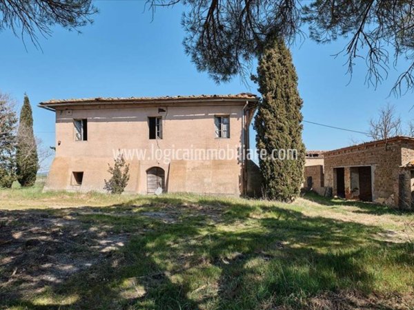 casa indipendente in vendita a Castiglione d'Orcia