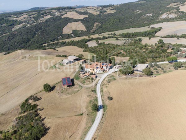 villa in vendita a Castiglione d'Orcia in zona Ripa