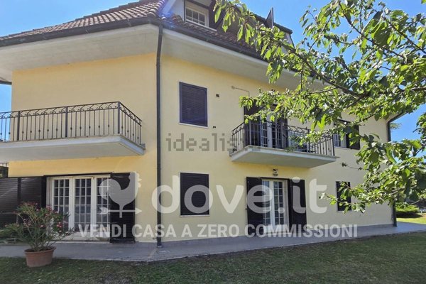 casa indipendente in vendita a Castiglione d'Orcia in zona Campiglia d'Orcia