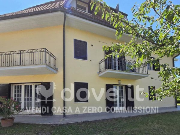 casa indipendente in vendita a Castiglione d'Orcia in zona Campiglia d'Orcia