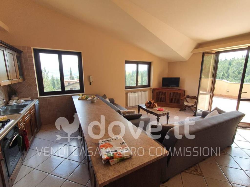 appartamento in vendita a Castiglione d'Orcia in zona Bagni San Filippo