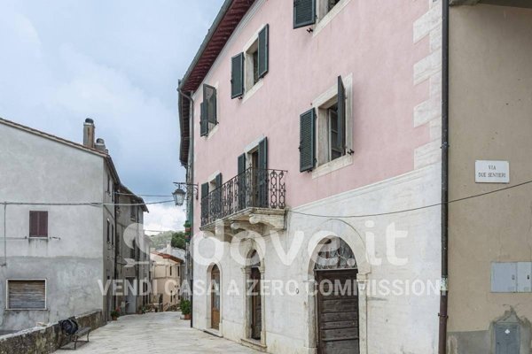 casa indipendente in vendita a Castiglione d'Orcia
