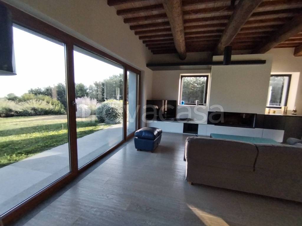casa indipendente in vendita a Castiglione d'Orcia