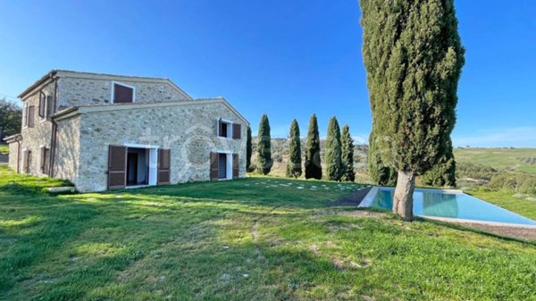 casa indipendente in vendita a Castiglione d'Orcia