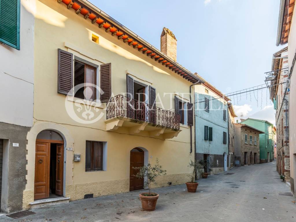 appartamento in vendita a Castiglione d'Orcia in zona Rocca d'Orcia