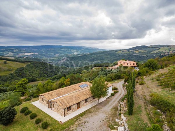 casa indipendente in vendita a Castiglione d'Orcia