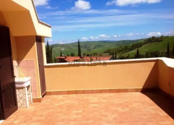 appartamento in vendita a Castiglione d'Orcia in zona Bagni San Filippo
