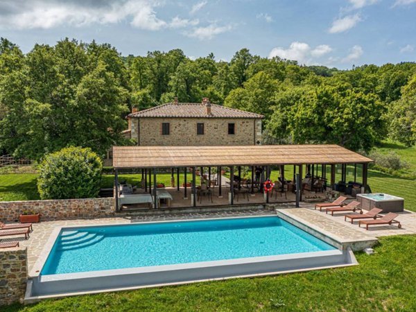 casa indipendente in vendita a Castiglione d'Orcia