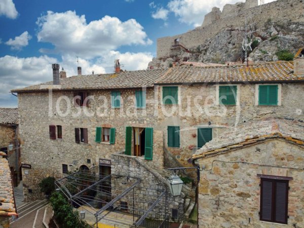 appartamento in vendita a Castiglione d'Orcia in zona Ripa