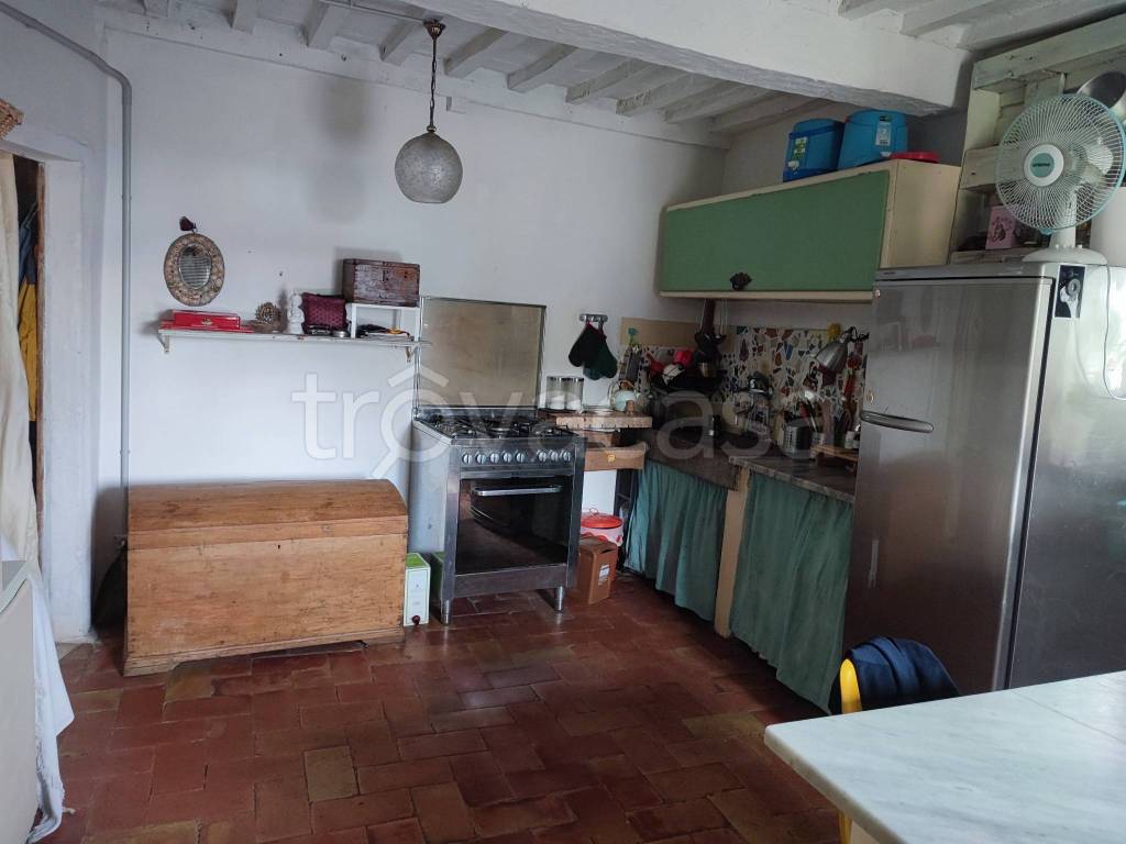 casa indipendente in vendita a Castiglione d'Orcia in zona Campiglia d'Orcia