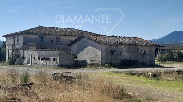 terreno agricolo in vendita a Castiglione d'Orcia