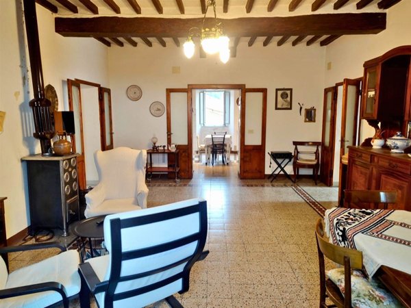 appartamento in vendita a Castiglione d'Orcia in zona Vivo d'Orcia