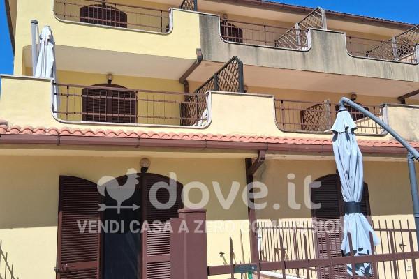 casa indipendente in vendita a Castiglione d'Orcia