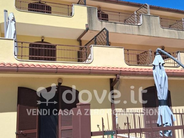 casa indipendente in vendita a Castiglione d'Orcia