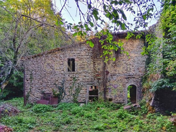 casa indipendente in vendita a Castiglione d'Orcia in zona Vivo d'Orcia
