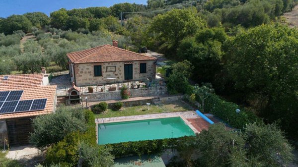 casale in vendita a Castiglione d'Orcia