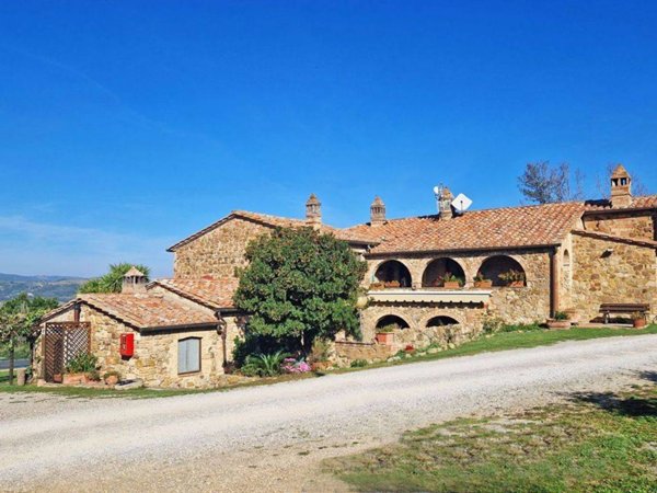 casa indipendente in vendita a Castiglione d'Orcia