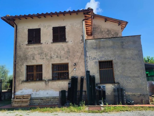 negozio in vendita a Castiglione d'Orcia