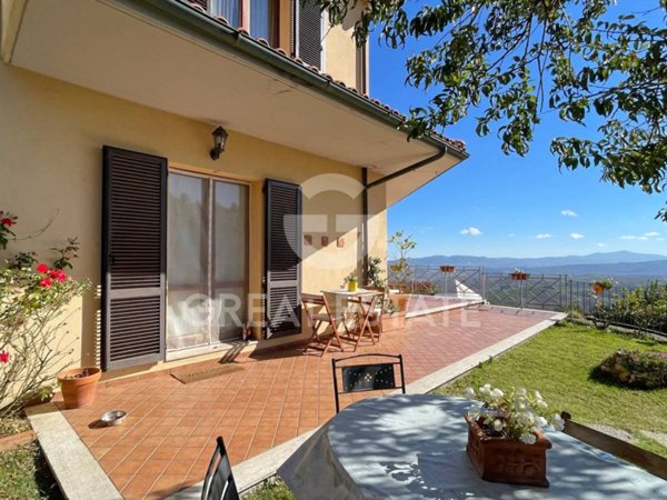 intera palazzina in vendita a Castiglione d'Orcia