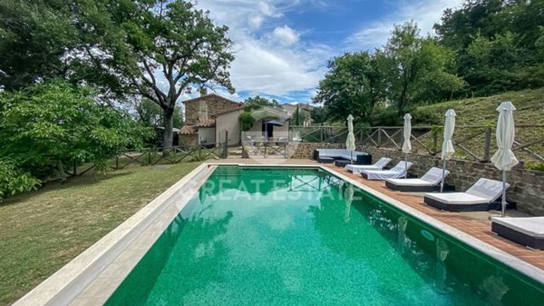 casa indipendente in vendita a Castiglione d'Orcia