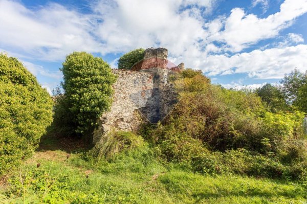 casale in vendita a Castiglione d'Orcia in zona Bagni San Filippo